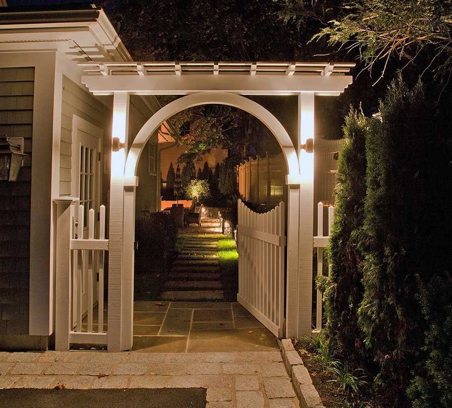 150-Garden Gate Lighting -MCF-9427